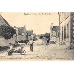 BOULAGES : la rue de chalons - tres bon etat
