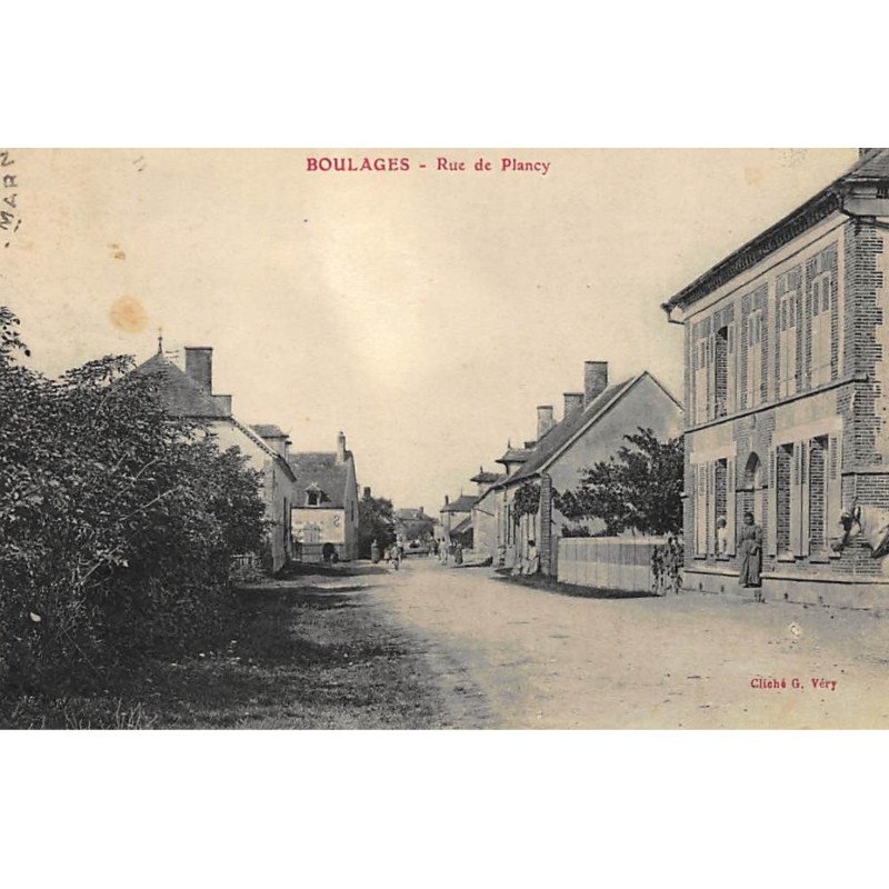 BOULAGES : rue de plancy - tres bon etat
