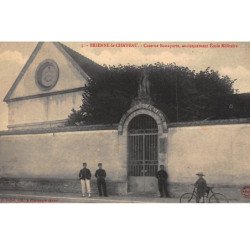 BRIENNE-le-CHATEA : caserne bonaparte anciennement ecole militaire - tres bon etat