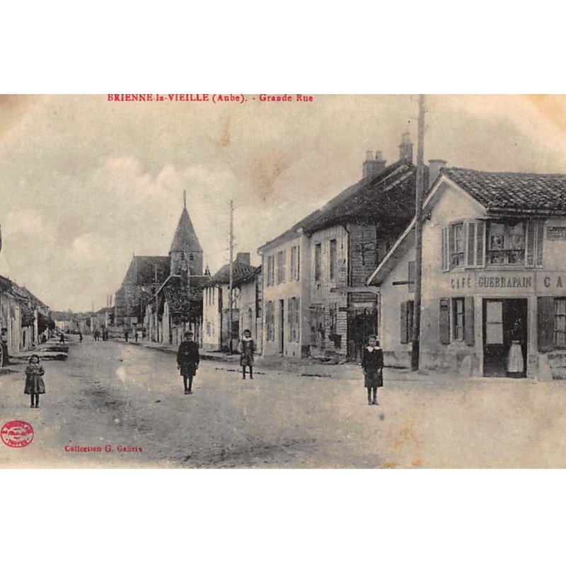 BRIENNE-la-VIEILLE : grande rue - tres bon etat