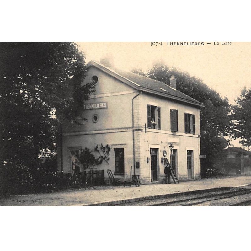 THENNELIERES : la gare - tres bon etat