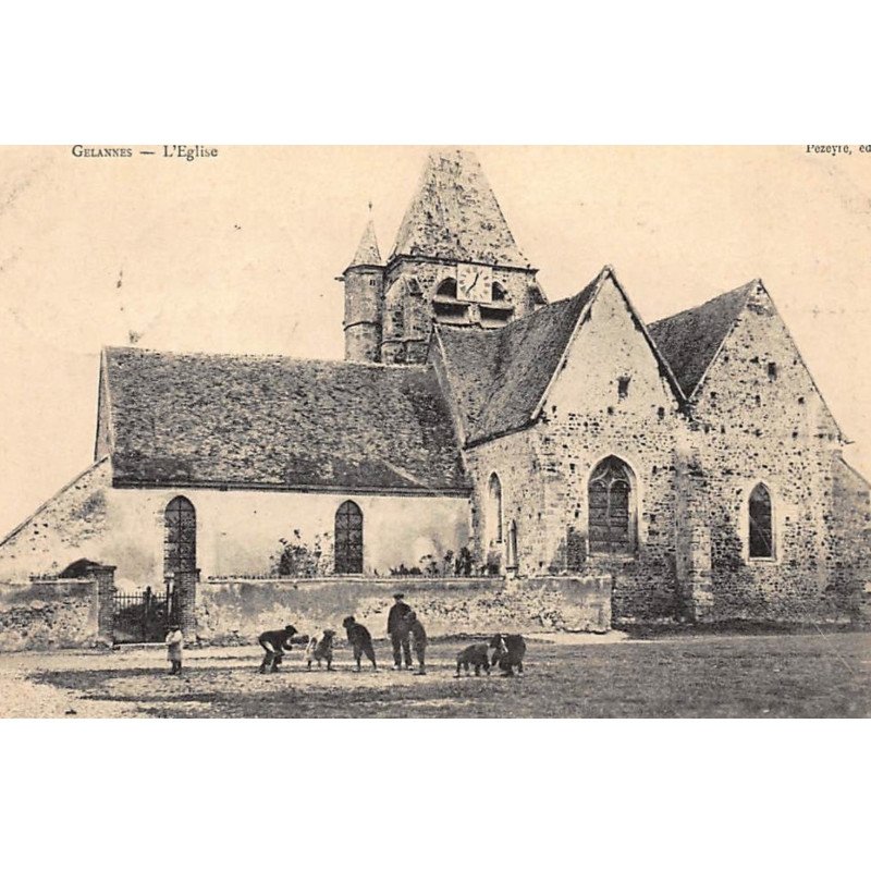 GELANNES : l'eglise - tres bon etat