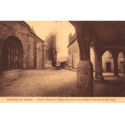 ORLONS-Ste-MARIE : vieilles maisons et eglise ste-croix où se tenait le marché en l'an 1000 - tres bon etat