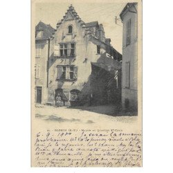 ORLONS-Ste-MARIE : maison au quartier Ste-croix - tres bon etat