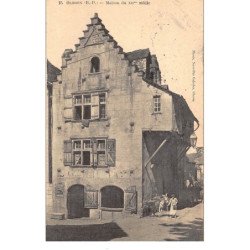 ORLONS-Ste-MARIE : maison du XIIe siecle - tres bon etat