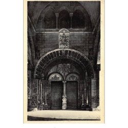 ORLONS-Ste-MARIE : eglise ste-marie, le portail - tres bon etat