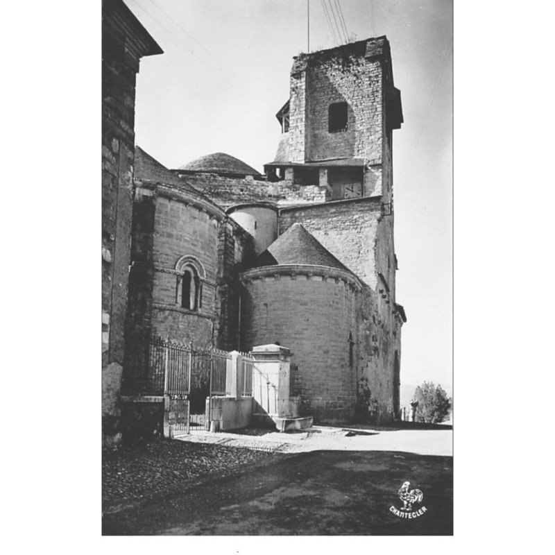 ORLONS-Ste-MARIE : l'eglise ste-croix - tres bon etat ORLONS-Ste-MARIE : l'eglise ste-croix - tres bon etat