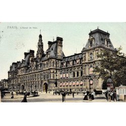 PARIS - L'Hôtel de Ville - état