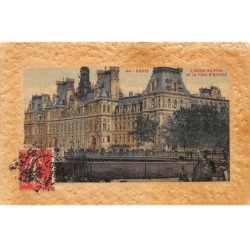 PARIS - L'Hôtel de Ville et le Pont d'Arcole - très bon état
