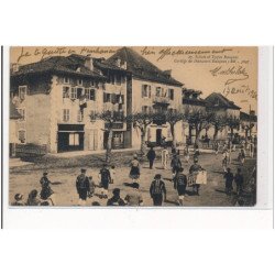 PYRENEES-ATLANTIQUES : cortege de danseurs basques - tres bon etat