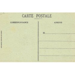 NEUVILLY : la mairie et ecole - tres bon etat
