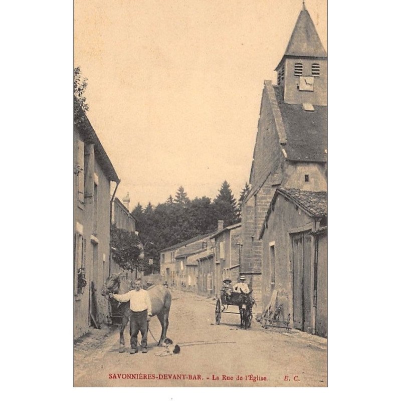 SAVONNIERES-DEVANT-BAR : la rue de l'eglise - tres bon etat