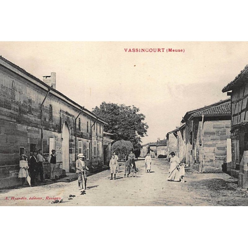 VASSINCOURT : vue interieur du village - tres bon etat