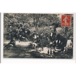 COUSSAC-BONNEVAL : militaires, pique-nique - tres bon etat