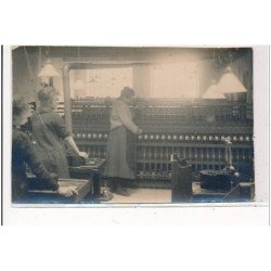 LES AVENIERES : interieur ateliers mollet aux travailleurs, tissus - tres bon etat