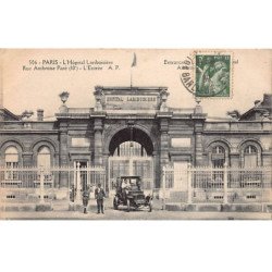 PARIS - L'Hôpital Lariboisière - Rue Ambroise Paré - L'Entrée - très bon état