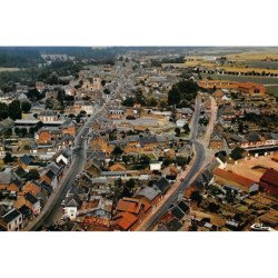 RIBEMONT : vue generale aerienne - tres bon etat
