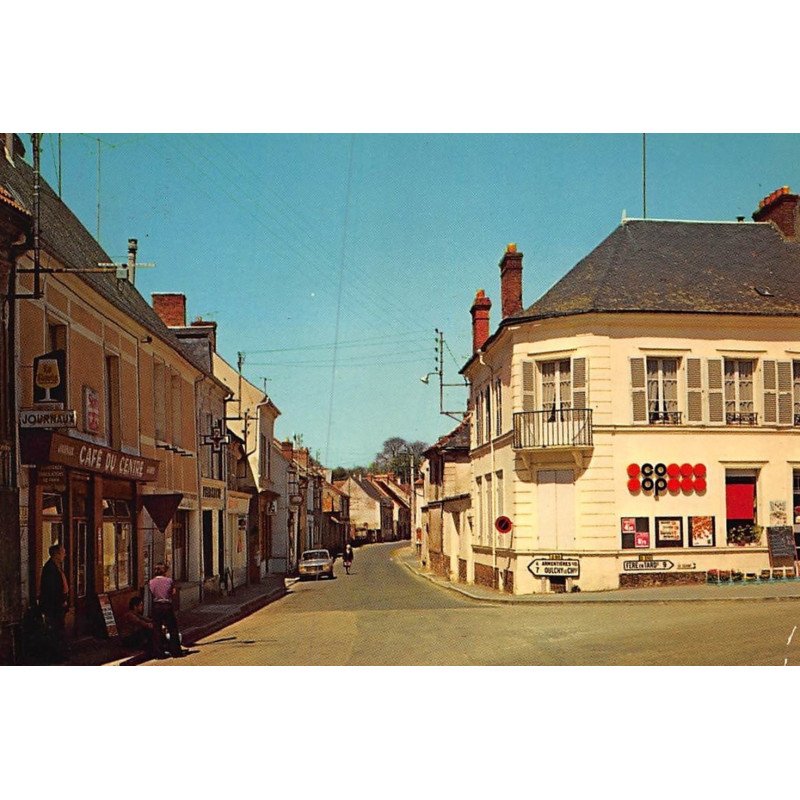 COINCY : la grande rue - tres bon etat