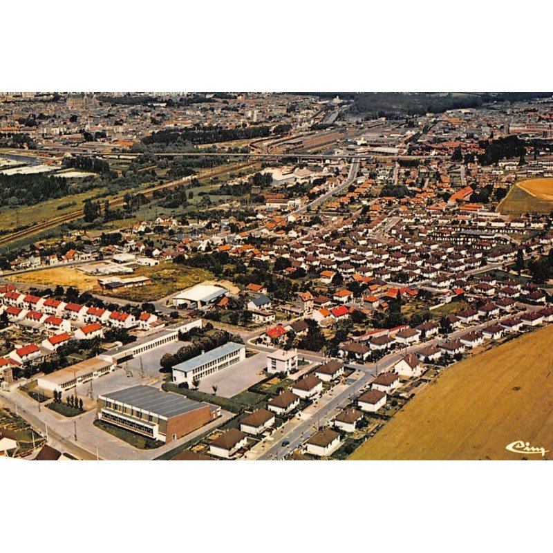 GAUCHY : vue aerienne - tres bon etat
