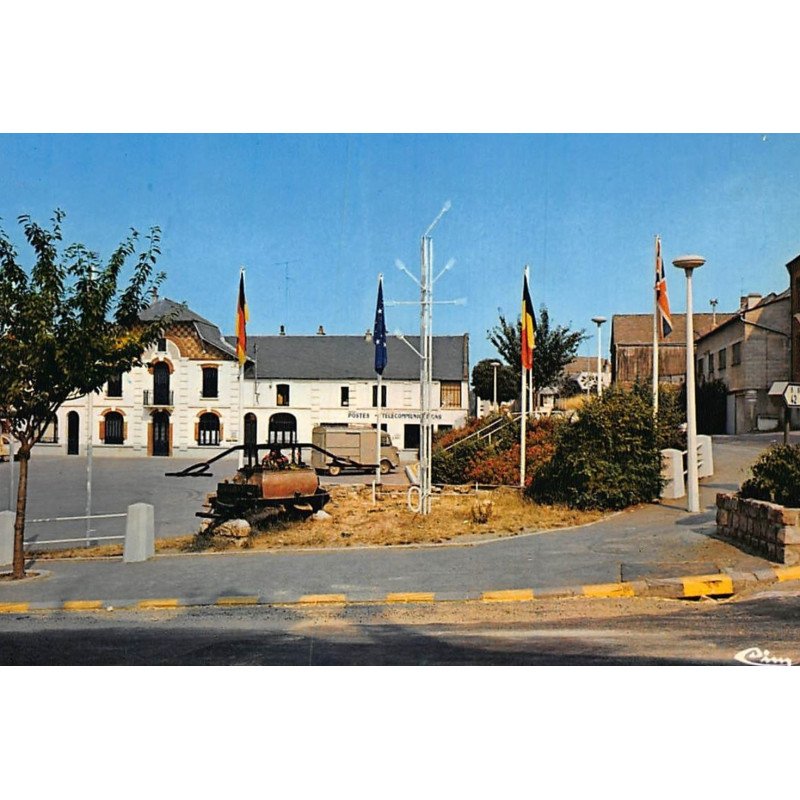 ROZOY-sur-SERRE : la place de l'europe - tres bon etat