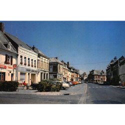 ORIGNY-SAINTE-BENOITE : la rue principale - tres bon etat