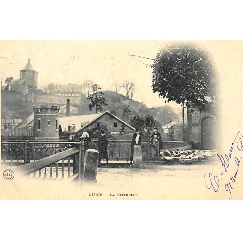 GUISE : la citadelle - tres bon etat
