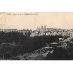 LAON : vue sur le lycée et l'eglise st-martin - etat