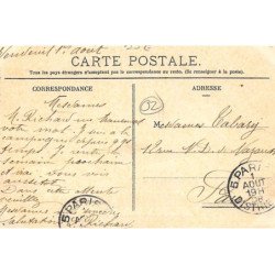VENDEUIL : l'hotel de ville et la place publique - tres bon etat