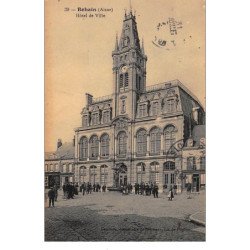 BOHAIN : hotel de ville - tres bon etat