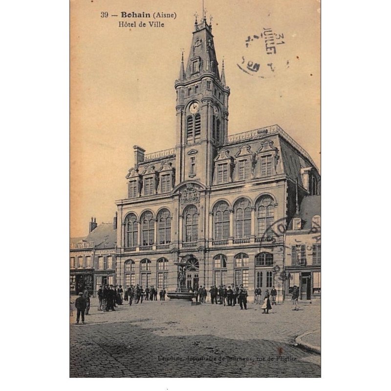 BOHAIN : hotel de ville - tres bon etat
