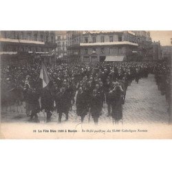 La Fête Dieu 1926 à NANTES - Le Défilé pacifique - très bon état