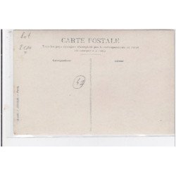 Lot de 2 cartes photo (intérieur de ferme) a localiser - très bon état