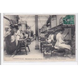 AUBUSSON : manufacture de tapis, maison hamot un atelier de tapis de savonnerie - très bon état