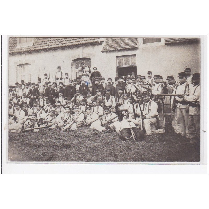 CHATEAUROUX : avril 1909, militaires - très bon état