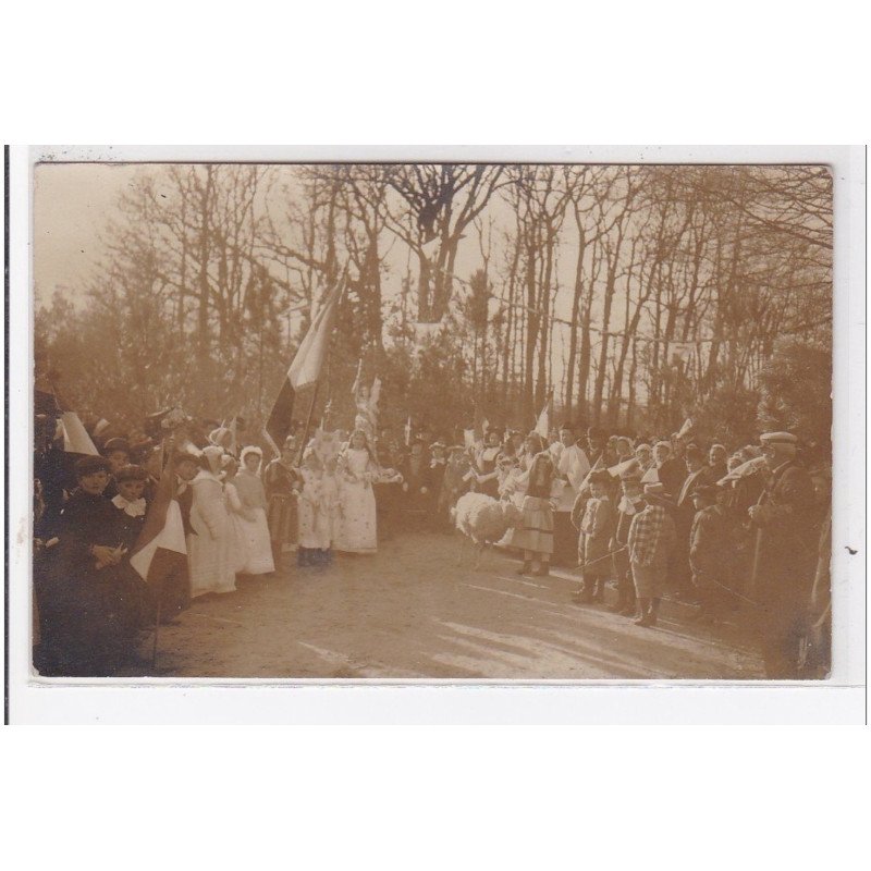 SAINT MACAIRE-du-BOIS : fete jeanne d'arc - très bon état