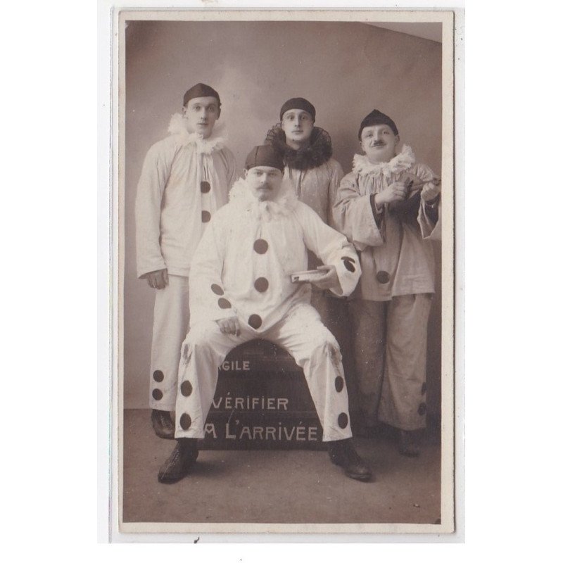 GRANVILLE : carnaval, 4 clowns, (caisse fragile vérifier à l'arriver) - très bon état