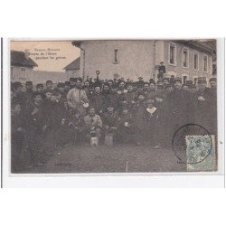 NEUVES-MAISONS : entrée de l'usine pendant les grèves - très bon état