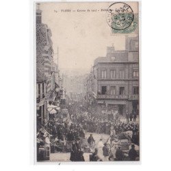 FLERS : grèves de 1907, défilé des grévistes, grand bazar de flers - très bon état