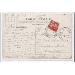 DIEPPE : personnages à la fenêtre - très bon état