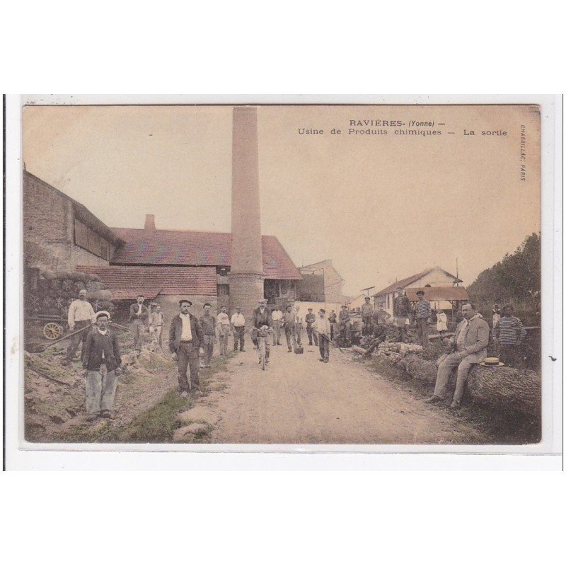 RAVIERES : usine de produits chimiques, la sortie - très bon état