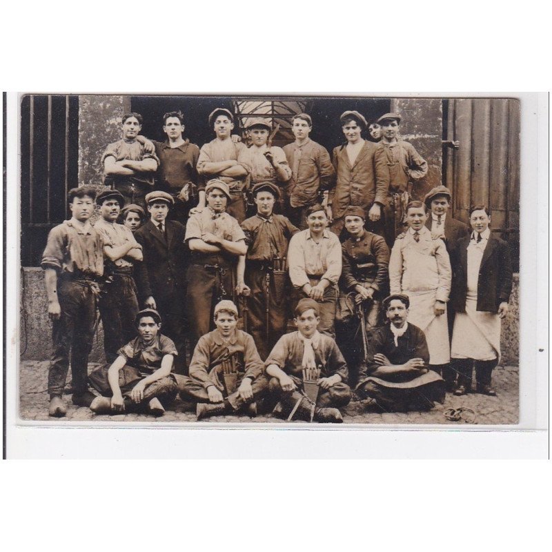 PARIS : abattoirs de la villette - très bon état