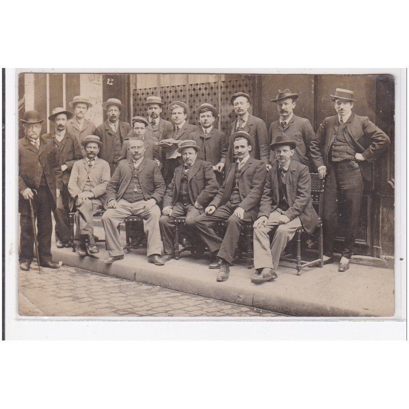 PARIS : """"aux amis camionneurs"""", julienne, personnages - très bon état