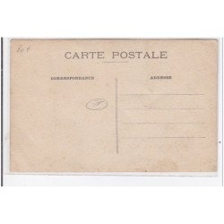 PARIS : broderies lingerie corsets - très bon état