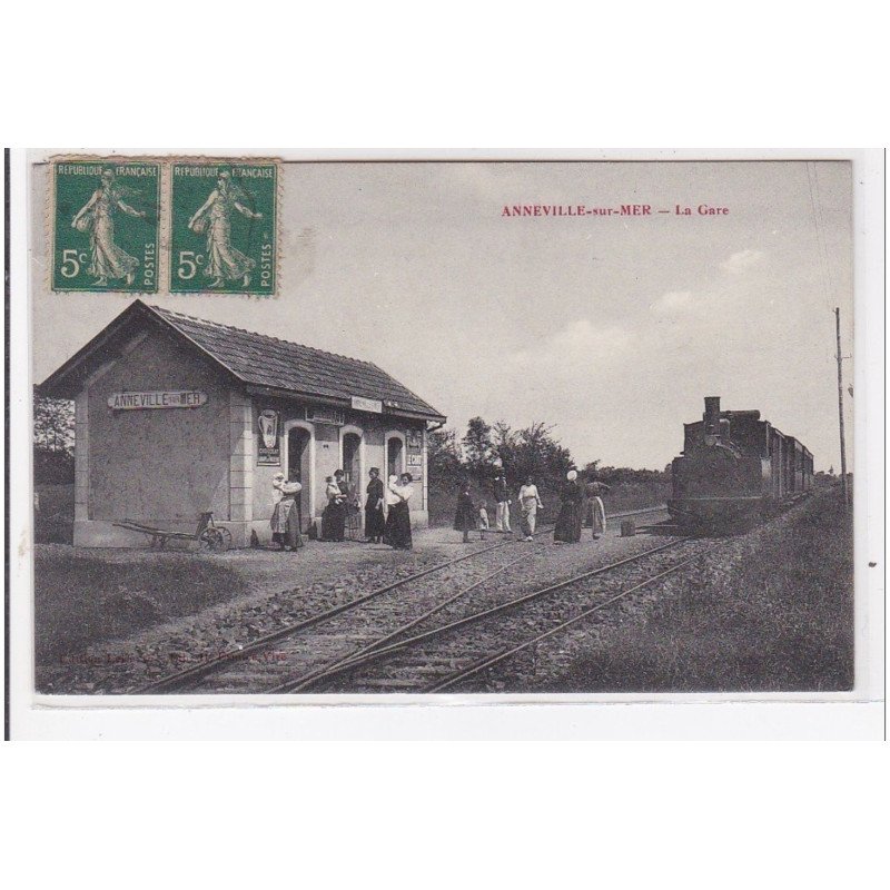 ANNEVILLE SUR MER : la gare - très bon état