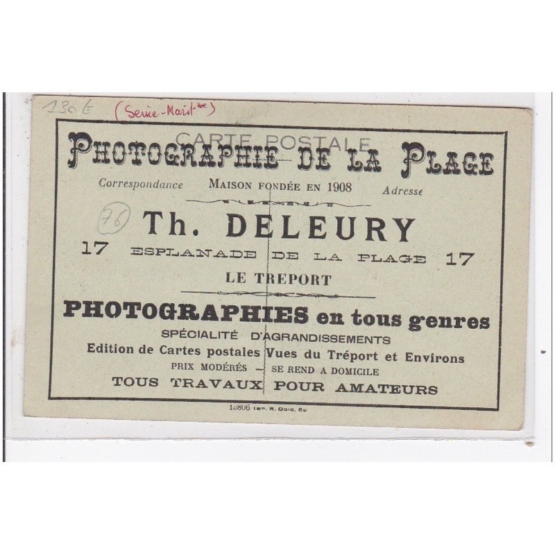 LE TREPORT : une remise de décoration sur la plage pendant la guerre (publicité pour le ohotographe DELEURY au dos) -TBE