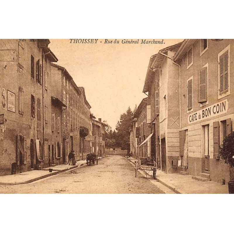 THOISSEY : rue du general marchand, cafe du bon coin - tres bon etat