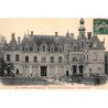 SOUPIR : tres beau chateau renaissance, cour d'honneur - etat