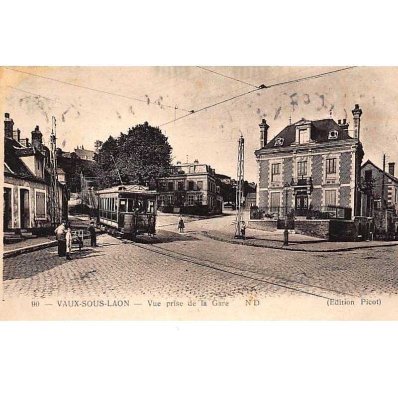 VAUX-SOUS-LAON : vue prise de la gare - tres bon etat