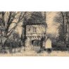 OIGNY : entrée du chateau - tres bon etat