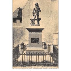 LA FERTE-MILON : statue de racine, enfant inauguré 2 oct 1910 - tres bon etat